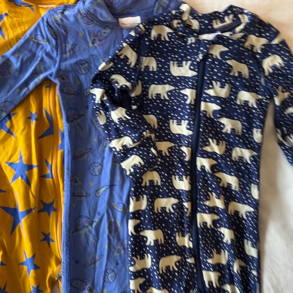 Hanna Andersson 3 Soft & Stretchy 2-Way Zip Pajama (6-12 Mos) - Picture 3 of 5